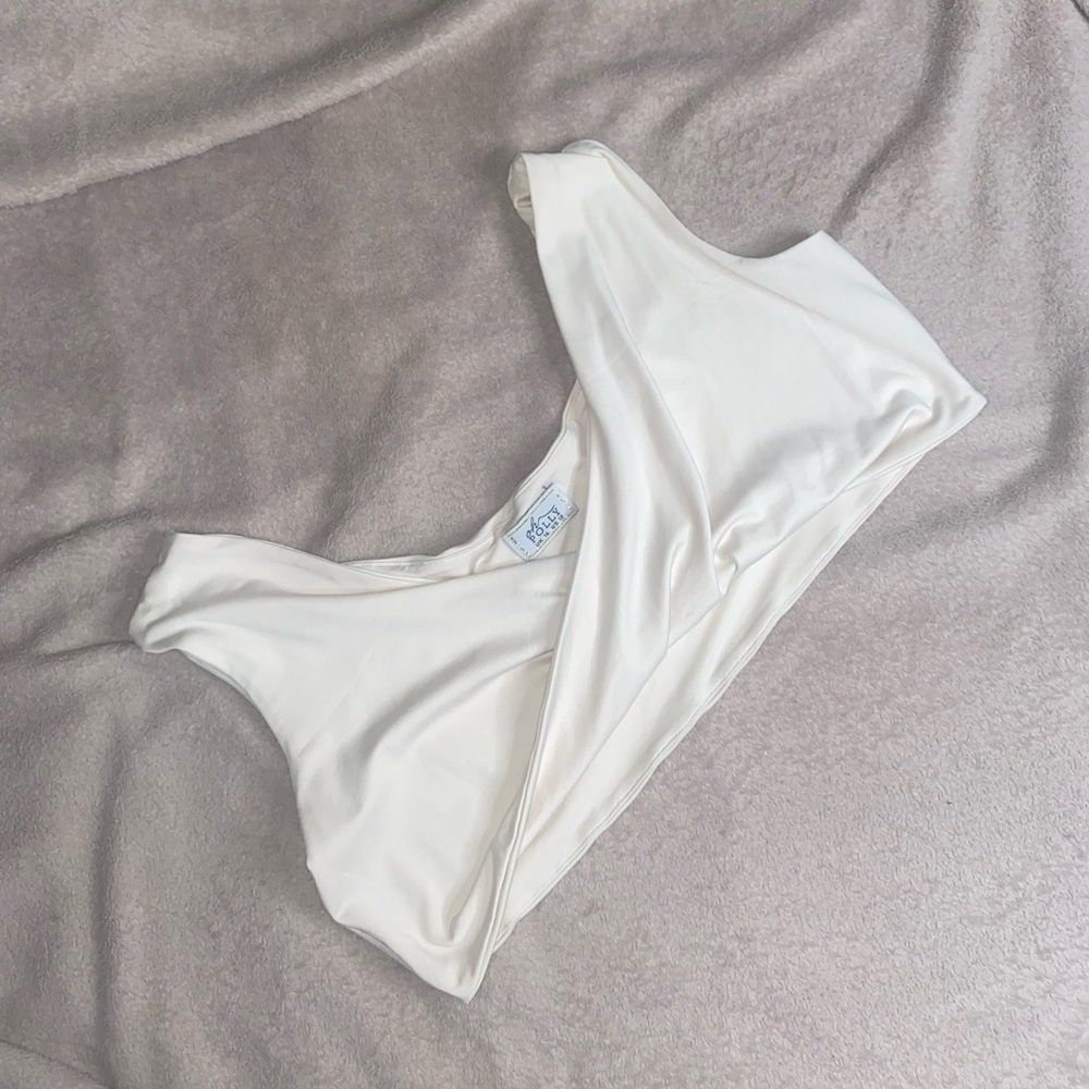 Twist Front Crop Top